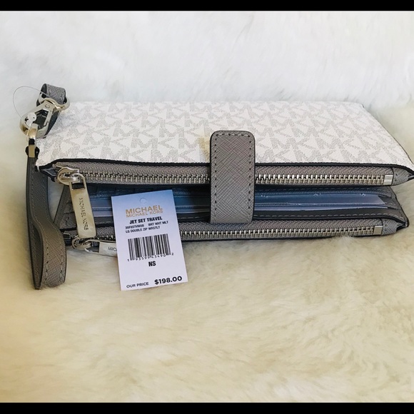 Michael Kors Jet Set Travel LG Double Zip Wristlet - Picture 5 of 5